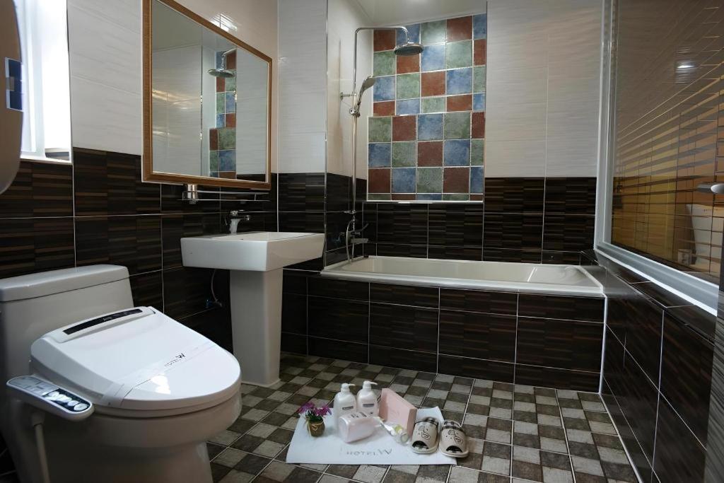 Hotel W ShinЧечжу Екстер'єр фото