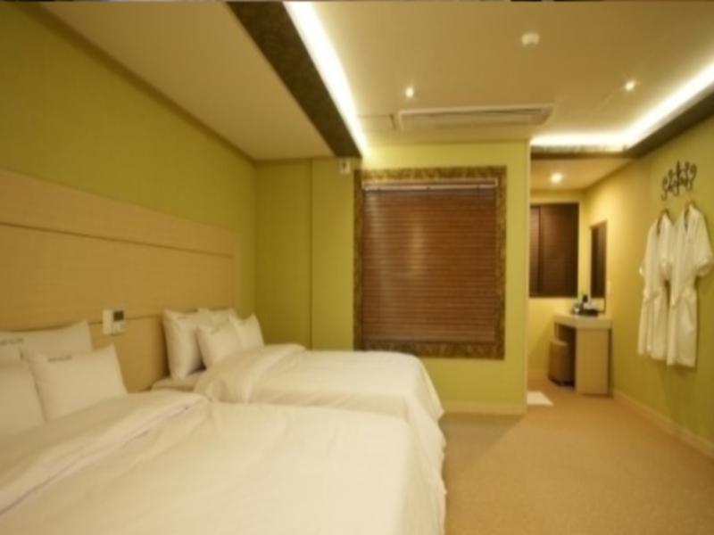 Hotel W ShinЧечжу Екстер'єр фото