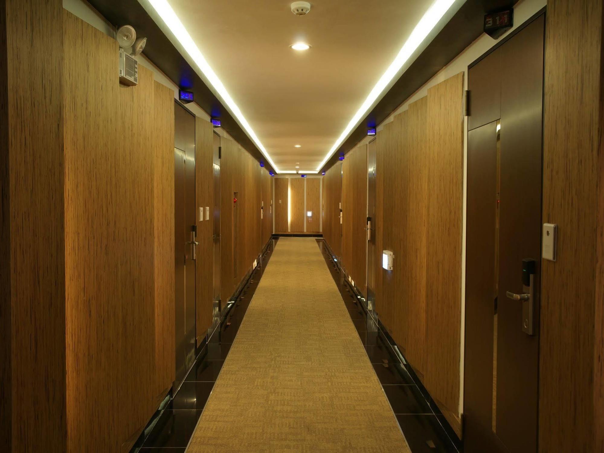 Hotel W ShinЧечжу Екстер'єр фото